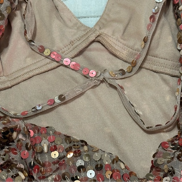 NWT MAC DUGGAL Sequined Spaghetti Strap Cowl Back Gown Sz 4 Copper - Picture 10 of 15